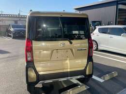 整備工場もございます。キズやヘコミの修理もお任せください♪