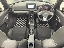 【インパネ全体】全方位で視界が広く、高い目線で運転もしやすいです！