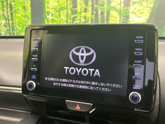 【ナビ機能付きディスプレイオーディオ】ナビ機能搭載の他、お持ちのスマートフォンと連携して、ナビやbluetoothでの音楽再生が可能です♪デザインはもちろん操作性も良好！