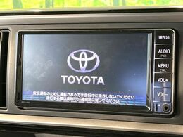 【純正ナビ】人気の純正ナビを装備。オーディオ機能も充実しており、Bluetooth接続すればお持ちのスマホやMP3プレイヤーの音楽を再生可能！毎日の運転がさらに楽しくなります！！