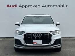 中古車の購入に関するさまざまなリスクを最小限にし、きめ細かな保証サービスで、オーナーライフをしっかりとサポートします。1台1台、お客様の期待に応え、満足していただけるのが、“Audi 認定中古車”です。