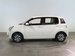 内外装に加えエンジンルームを徹底クリーニングする「まるまるクリーニング」を実施済み！