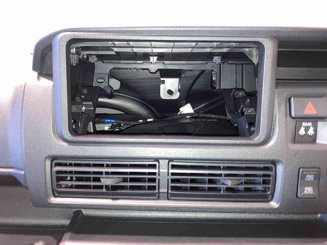 納車前にはプロのメカニックが点検、整備を行いますので安心してお乗り頂けます！！