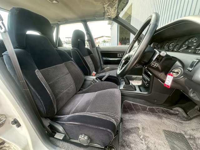 現状無保険の車両になりますので試乗はお断りさせていただきます。ご了承ください。