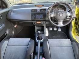 スズキスポーツパーツ！スポーツマフラー！SSシフター！強化サス！リアタワーバー！プラグコード！プッシュスタート！フットレスト＆ペダル1式！カーボン調メーターパネル！KYBショック！純正エアロ＆大型ウイング！