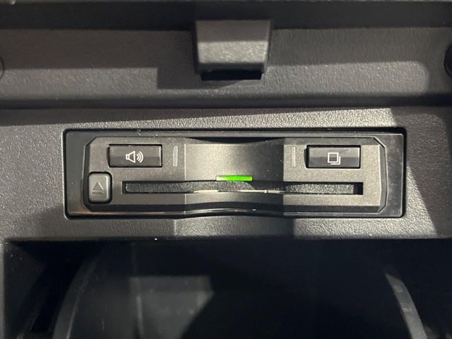 【ETC】高速道路の料金所をストレスなく通過！話題のスポットやサービスエリアに多い「スマートIC」利用時は必須のアイテムです。当店でセットアップを実施、ご納車当日からすぐにご利用いただけます！