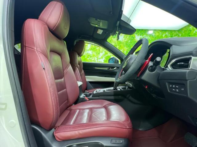 「この車の写真をもっと見たい」「状態が気になる」「この装備はついている？」どんな小さな疑問でもお気軽にお問い合わせください！