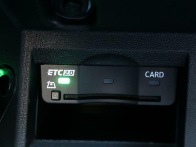 ●ETC2.0　グローブボックス内にビルトインされています。見えない場所なので車内もスッキリです。