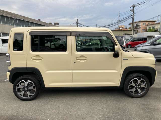 【KMGホールディングスとは】西日本で約80店舗を運営しています☆70年以上自動車を販売してきたノウハウでお客さまの車選びを大切にサポートさせていただきます☆是非質の高い接客を体験してみてくださいね☆