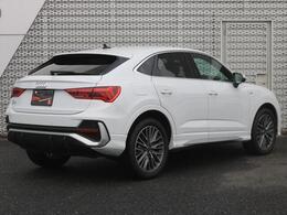 乗る人には快適を、荷物を載せる際には可変性の高い空間に進化しています。載せる物や目的に合わせて、自在なアレンジも容易です。