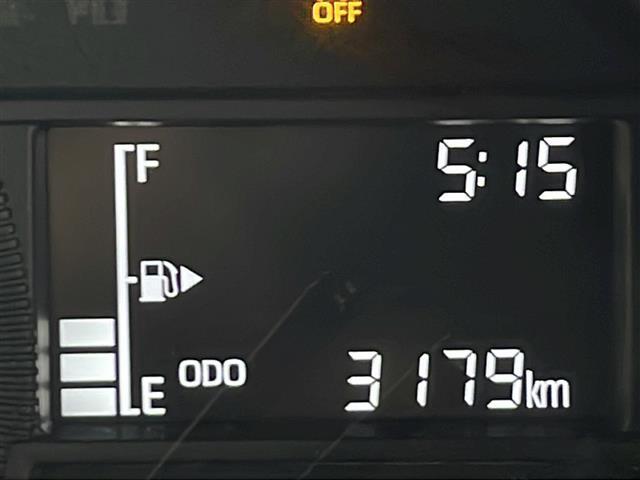 【スピードメーター】メーターがシンプルで見やすく運転しやすいですね！