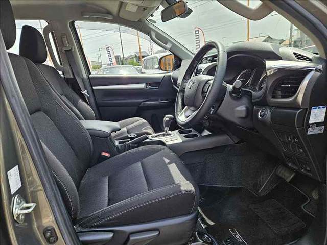 気になる車両などあれば、すぐにお問合せ下さい！右のカーセンサー専用ダイヤルからお電話いただくとスタッフがご質問にお答えいたします。