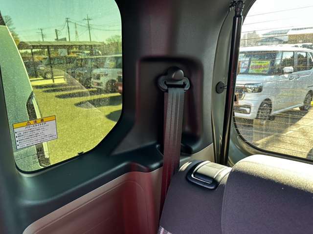 車届出済み未使用車専門店！総在庫100台以上！お気軽にご来店下さい！