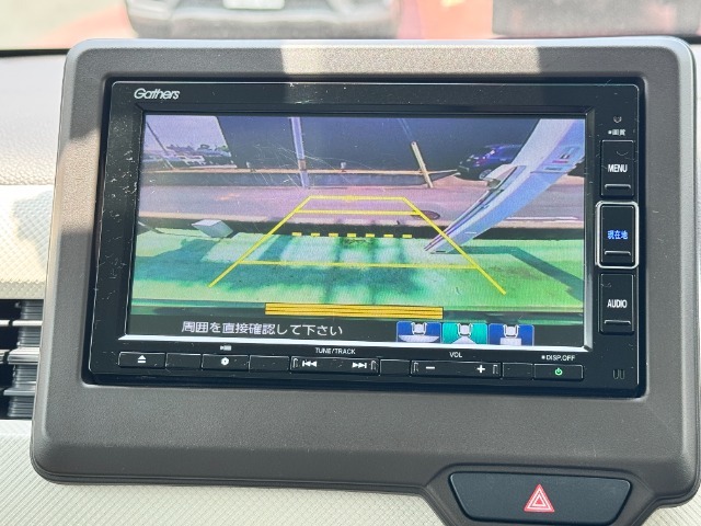 画質もキレイなバックモニター！車庫入れが苦手な方も運転が好きになるはず♪