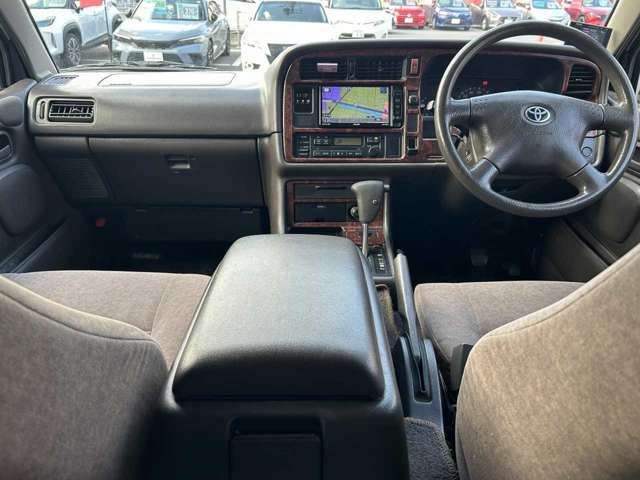 【◆下取概算はTELでもOK◆】お乗り換えをご検討中で、参考までに今のクルマの下取り価格を知りたい…そんな時は当店へお電話ください♪概算価格をお伝えします！