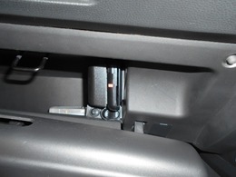 ETC装備車です、これさえあれば高速道路も楽々通行できます。お出掛けするのが好きな方には欠かせない装備です！