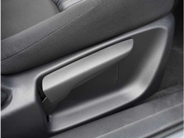 MAZDAドライビングポジィションを体感ください☆「人馬一体」の走りをまずは確認を！