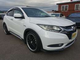 お客様のカーライフをサポートする営業STAFFが皆様のクルマ選びをお手伝いをさせていただきます☆