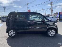 メモリーナビ☆バックカメラ☆スマートキー☆プッシュスタート☆シートヒーター☆ETC☆オートエアコン☆助手席下収納☆アイドリングストップ☆デュアルセンサーブレーキサポート☆走行4万K☆試乗OK