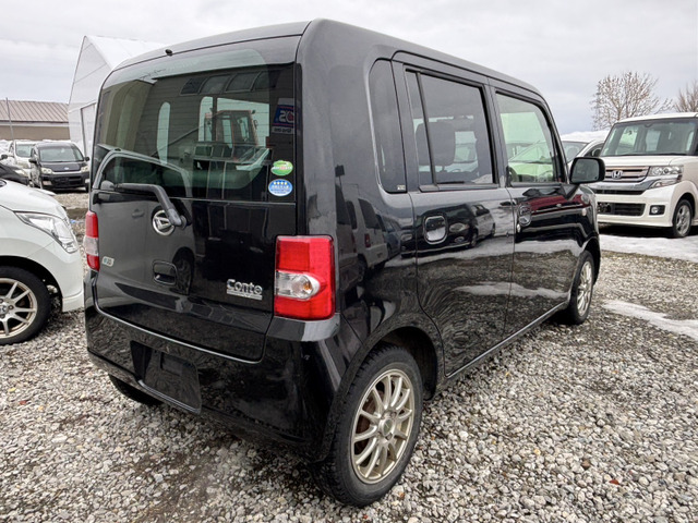 当店は総額表示のお店ですので諸費用、税金等、全て含んだ金額となっております！特に追加がなければ総額のお支払いのみです(札幌ナンバー以外の方は別途登録費用かかります。)