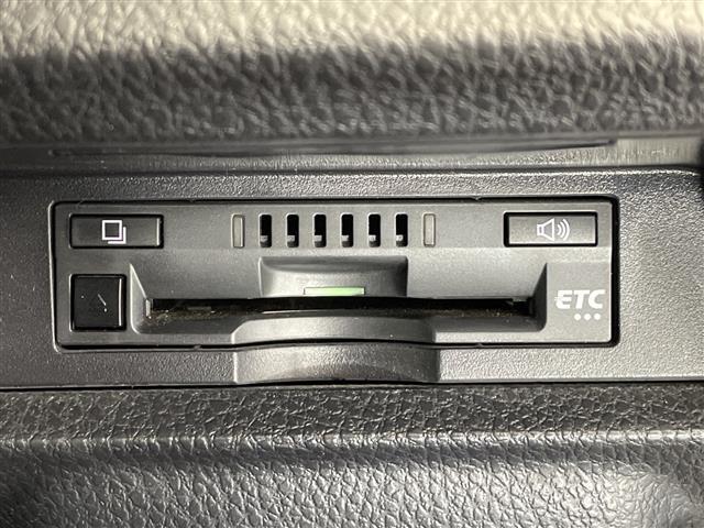 【　ETC　】今やカーライフにおける重要性はナビにも匹敵するのではないでしょうか？セットアップを行うことで利用可能になります！