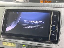 【純正ナビ】人気の純正ナビを装備しております。ナビの使いやすさはもちろん、オーディオ機能も充実！キャンプや旅行はもちろん、通勤や買い物など普段のドライブも楽しくなるはず♪