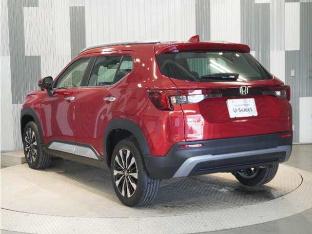 色々なお店で販売しているHonda車ですが、アフターサービスも全てお任せ頂けるのは「HondaCars正規販売店」だけ！ご納車後もお住まいの地域の販売店にて　アフターサービスをお任せいただけます。