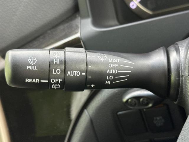 国産車から輸入車まで多様なお客様のニーズのお応えできるように、全国規模で豊富な在庫展開！車のことならWECARSへ！