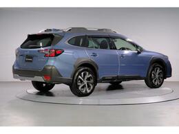 どの様なロケーションにもあうサファイアブルーパール！ハーマンカードン付きで走り＆音質もgood！です！