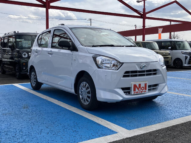 【当店の安心宣言】　★全車事故歴無し【日本査定協会基準】　★全車6万キロ以内の良質車【メーター管理システム基準】　★全車保証付き【国の認定工場（自社工場）で整備】快適なカーライフをお過ごし下さい♪