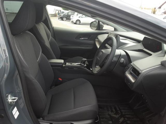 「この車の写真をもっと見たい」「状態が気になる」「この装備はついている？」どんな小さな疑問でもお気軽にお問い合わせください！