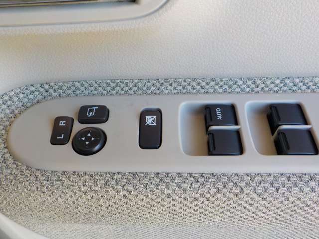 指定工場保有。購入からアフターフォローまで、お車のことは島根県出雲市のフレストにお任せください。営業時間9:00～19:00、水曜日定休