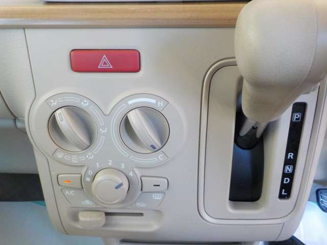 指定工場保有。購入からアフターフォローまで、お車のことは島根県出雲市のフレストにお任せください。営業時間9:00～19:00、水曜日定休