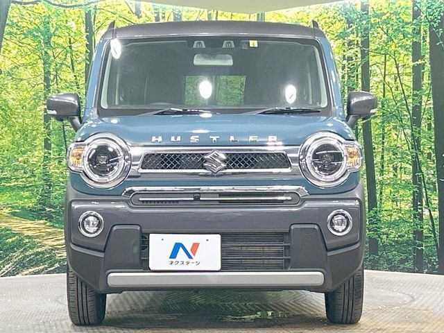 弊社では、全車『修復歴なし』のお車のみ取り扱っております。専任バイヤーによる厳選した仕入れの後、入庫後の車両チェックを行い、ネクステージが認定した高品質な中古車をご提供しております。