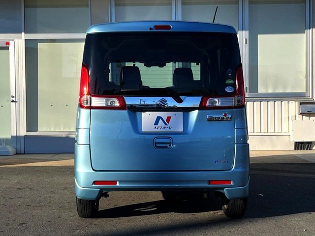 安心の最長10年・走行無制限保証（有償）をご用意。保証内容も充実はもちろん、無料点検＆オイル交換や、年中無休の全国・24時間ロードサービスも付帯されておりますのでご安心下さい。