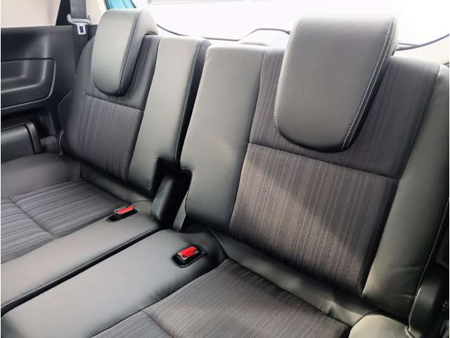 追加ワイド保証をご用意！例：新車から15年経過未満及び走行距離15万km未満まで加入可能！距離制限無し・保証上限金額無し2.選べる保証期間＝1年～5年3.緊急ロードサービス＝365日24時間対応☆