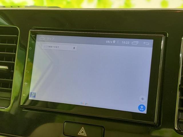 WECARSの店舗にはキッズコーナーがございます！お子様連れのお客様もごゆっくり車選びをお楽しみいただける空間です！
