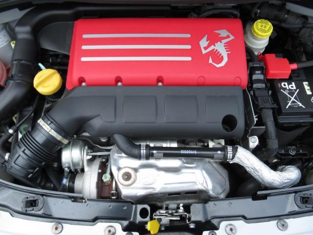 1400cc　ターボエンジンでパワフルに走ります
