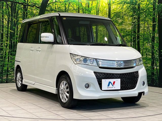 高透明度のガラス皮膜で撥水はもちろん、上質なツヤ・光沢を実現。紫外線や酸性雨から大切な愛車を保護し、色あせ・劣化を防止。「弾スプラッシュコート」、「弾プリミッサコート」からお選びいただけます。