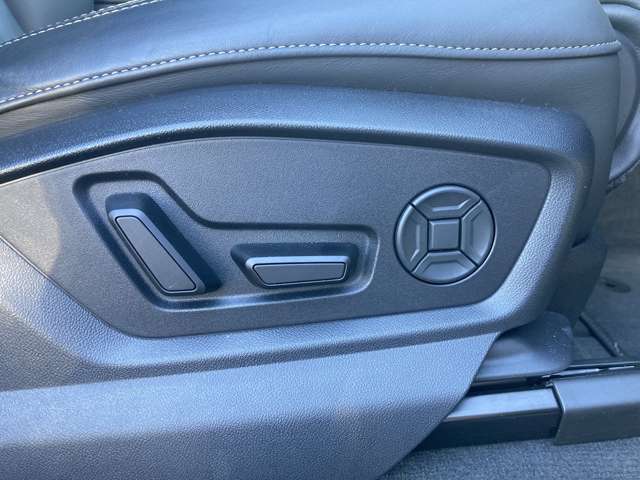 Audi Approved Automobile柏の葉は正規ディーラーである事はもちろんのこと、保険代理店でもあります。セールススタッフは、保険有資格者ですので保険のご相談もお任せ下さい　TEL04-7133-8000 担当 ： 佐藤/宮澤