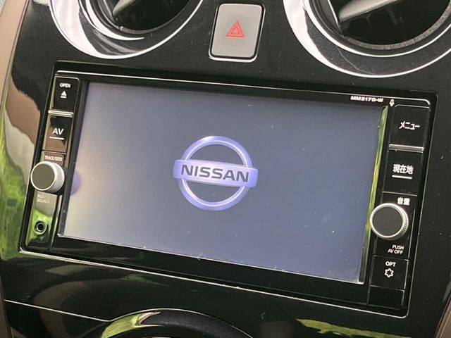 【ナビゲーション】目的地までしっかり案内してくれる使いやすいナビ。Bluetooth接続すればお持ちのスマホやMP3プレイヤーの音楽を再生可能！毎日の運転がさらに楽しくなります！！