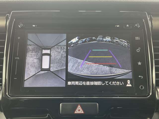 【全方位モニター】上から見下ろしたような視点で360度クルマの周囲を確認することができます☆死角部分も確認しやすく、駐車がしやすいです♪