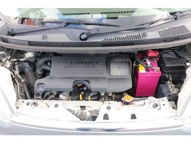 カスタムグレードではないですが、ターボ搭載されております。