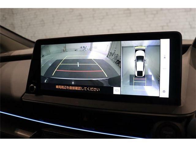 真上からの視点で車を見ることが出来る全方位カメラ機能付き！