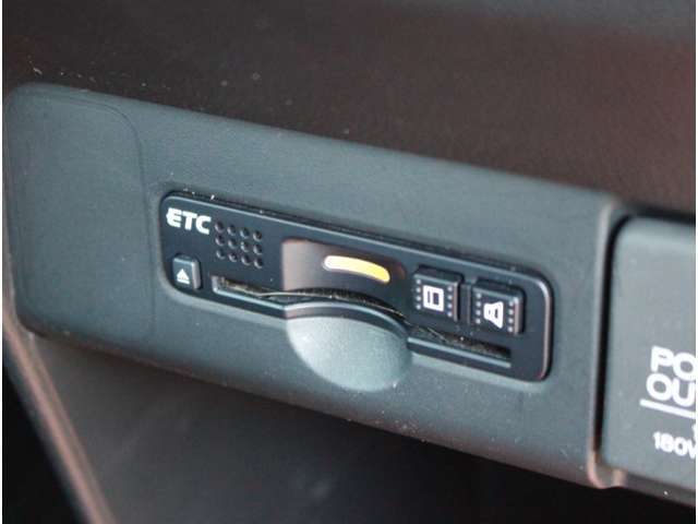 ETC車載器付ですので高速道路の料金所もノンストップです！