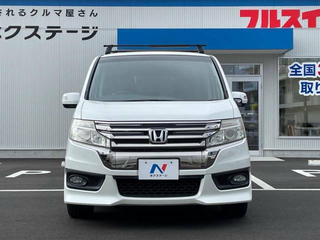 弊社では、全車『修復歴なし』のお車のみ取り扱っております。専任バイヤーによる厳選した仕入れの後、入庫後の車両チェックを行い、ネクステージが認定した高品質な中古車をご提供しております。