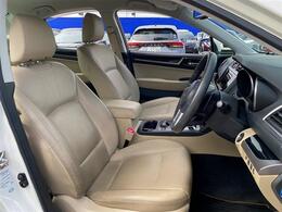 4WD・アイサイト・本革シート・ダイアトーンサウンドナビ・バックカメラ・フルセグ・DVD再生・Bluetooth・ETC・USB端子・シートヒーター・前後ソナー・レーンキープ・ACC・ドアバイザー