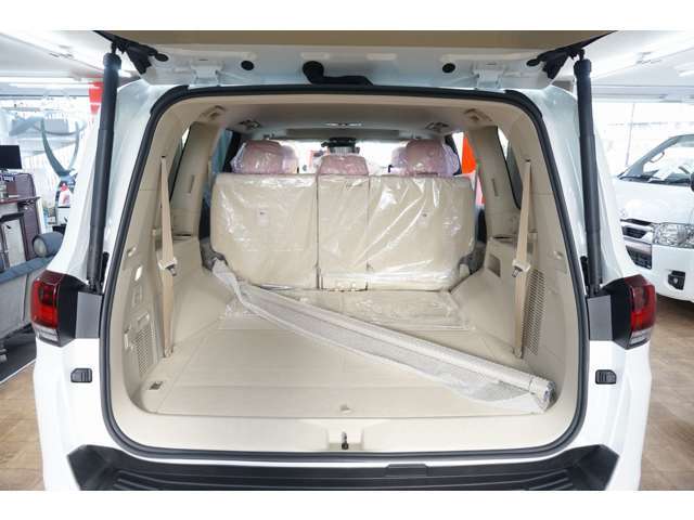 トヨタ ランドクルーザー300 3.5 ZX 4WD 2023年 9キロ (大阪府