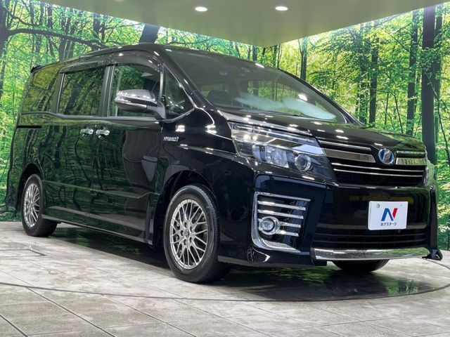 大好評のボディコーティング「弾スプラッシュコート」もご納車までに施工可能。通常のガラスコートと異なる、耐久年数6年の無機質ガラスコーティングが、ボディをキレイな状態に保ってくれます。