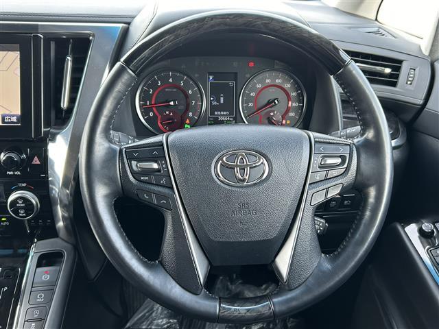 最新ナビ（フルセグ・ワンセグ・DVD再生）もご案内しております。カロッツェリア・アルパイン・イクリプスのカーナビを取扱しており、バックカメラ・後席モニター（フリップダウンモニター）の取付も可能です。